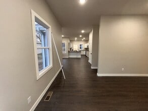 528 W Division St in Springfield, MO - Building Photo - Building Photo