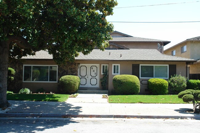 462 Northlake Dr in San Jose, CA - Foto de edificio - Building Photo