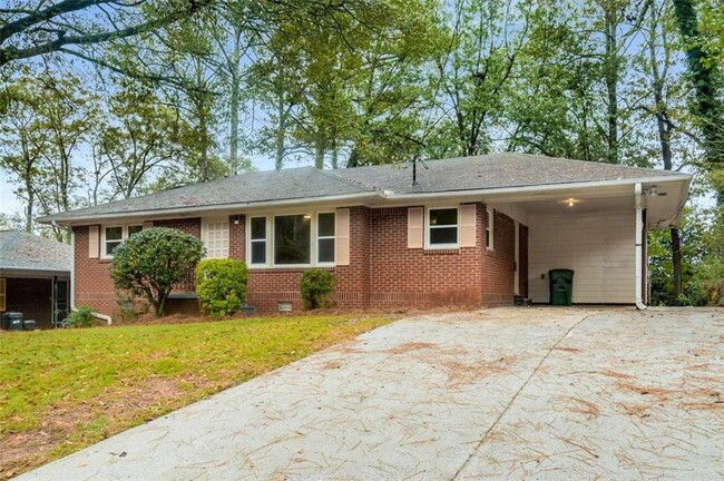 2694 Fairlane Dr SE in Atlanta, GA - Building Photo - Building Photo