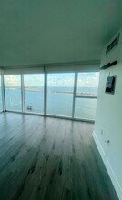 2101 Brickell Ave, Unit 2306 in Miami, FL - Building Photo - Building Photo