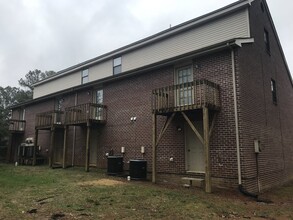 1316 Stratton Place Dr in Chattanooga, TN - Building Photo - Building Photo