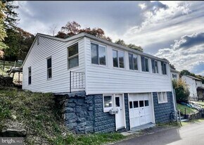 43 High St in Lonaconing, MD - Building Photo