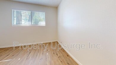 445 Nelson Ave in Oroville, CA - Building Photo - Building Photo