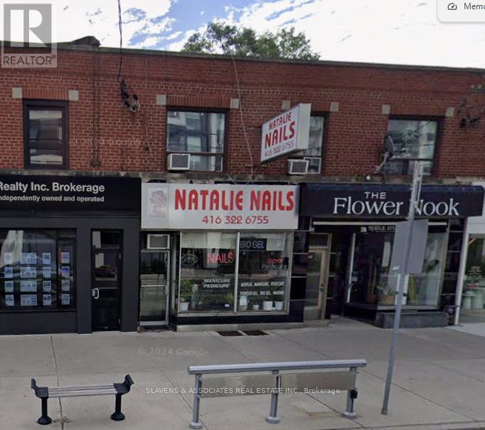 1731 Bayview Ave in Toronto, ON - Building Photo