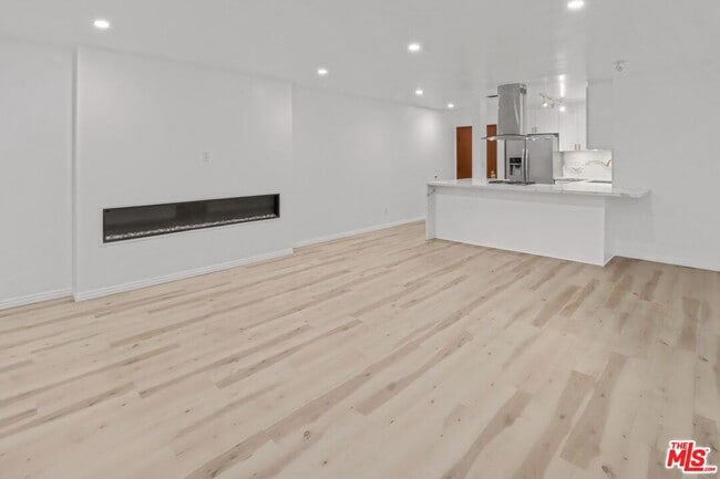 1222 N Olive Dr in West Hollywood, CA - Building Photo - Building Photo