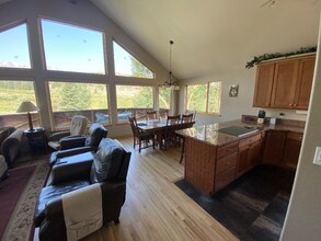 588 Lake View Cir E in Breckenridge, CO - Building Photo - Building Photo