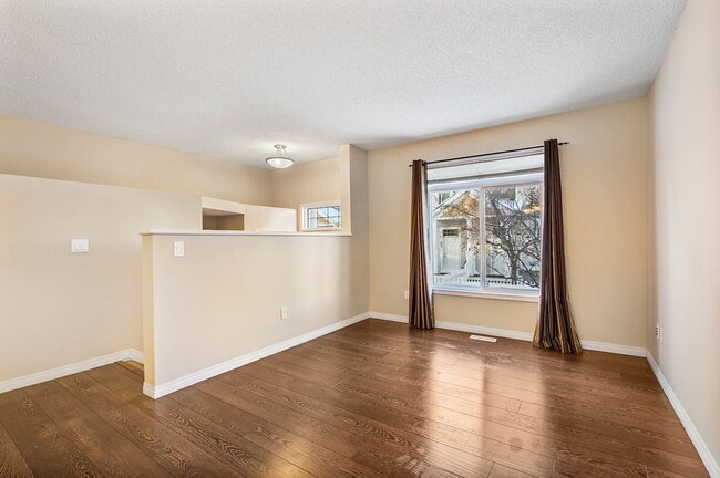 1804-1804 70 St SW in Edmonton, AB - Building Photo - Building Photo