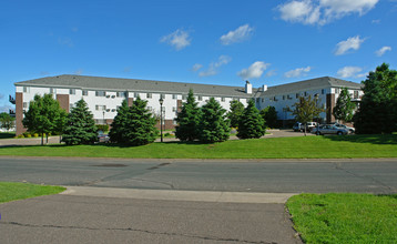 55 + Norgard Court Apartments in Maplewood, MN - Building Photo - Building Photo