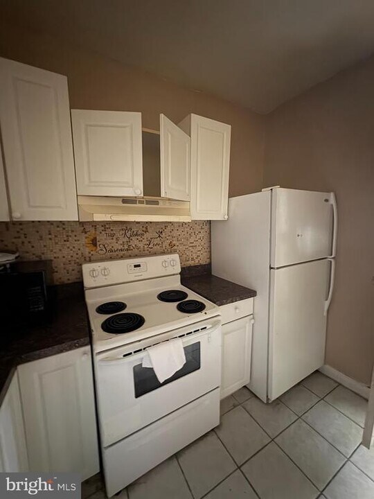 3241 N Front St in Philadelphia, PA - Building Photo