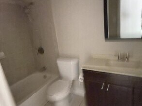 904 N Frances St in Terrell, TX - Building Photo - Building Photo