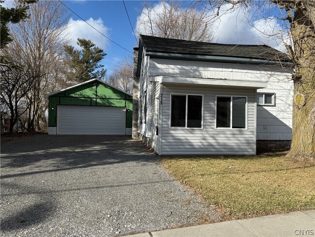 property at 215 E Hoard St