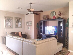 219 Cloverdale Rd in Winter Haven, FL - Building Photo - Building Photo