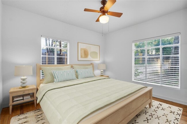 1302 Kirkwood Rd in Austin, TX - Foto de edificio - Building Photo