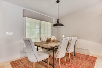 2312 Las Casitas Dr in Wellington, FL - Building Photo - Building Photo