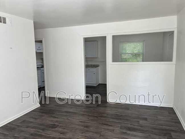 6108 N Boulder Ave in Tulsa, OK - Building Photo - Building Photo