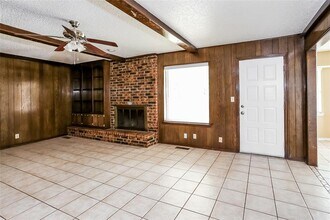 1512 NE 1st St in Moore, OK - Building Photo - Building Photo