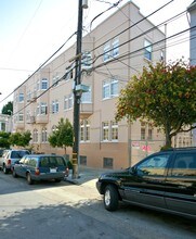 750 14th St in San Francisco, CA - Foto de edificio - Building Photo