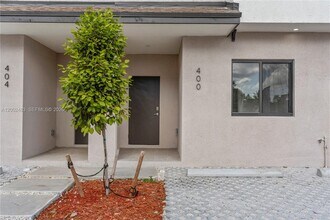 412 SW 1st St in Florida City, FL - Building Photo - Building Photo