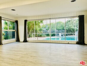 4675 Laurelgrove Ave in Los Angeles, CA - Building Photo - Building Photo