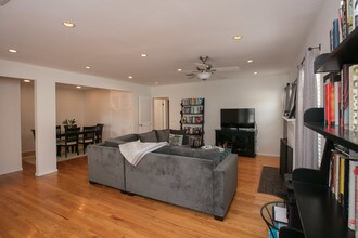 1622 Franklin St in Santa Monica, CA - Foto de edificio - Building Photo