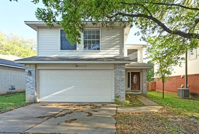 1804 Canon Yeomans Trail in Austin, TX - Building Photo - Building Photo