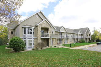 Quail Run Apartments in Middleton, WI - Foto de edificio - Building Photo