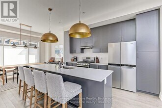 114 Clement Ln in Blue Mountains, ON - Building Photo - Building Photo