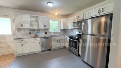 2719 Province Ln in Dallas, TX - Building Photo - Building Photo