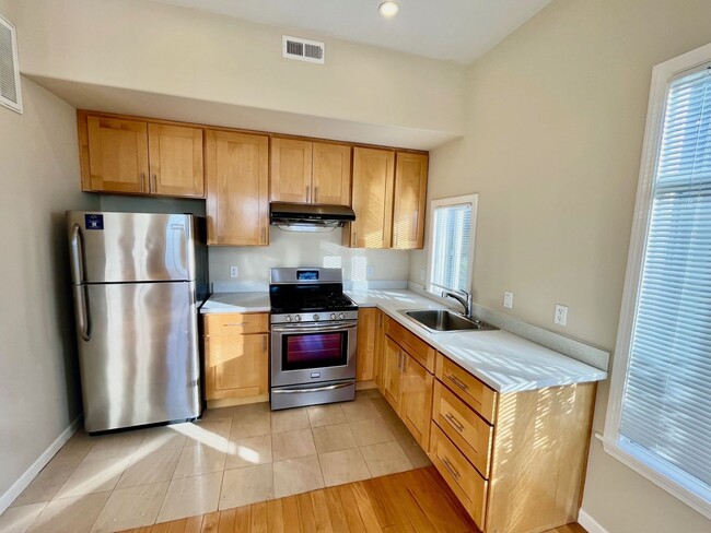 7829 Geary Blvd in San Francisco, CA - Building Photo - Building Photo