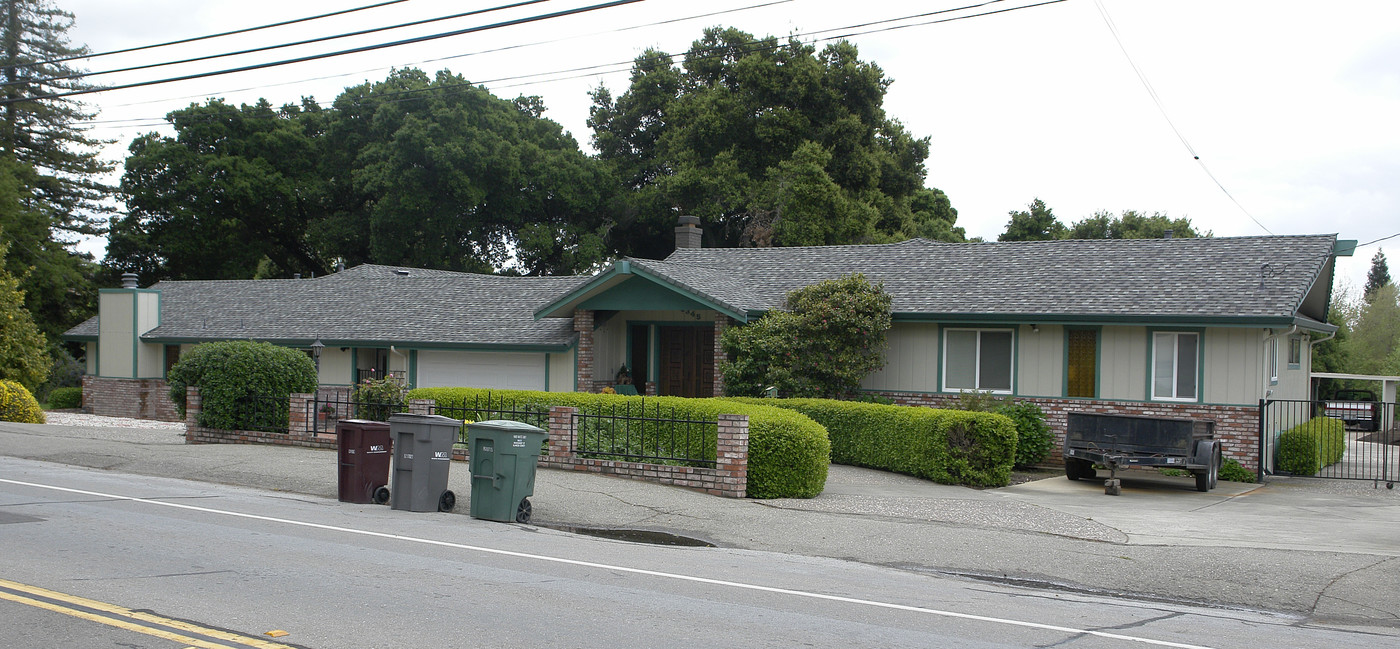 4345 Heyer Ave in Castro Valley, CA - Building Photo