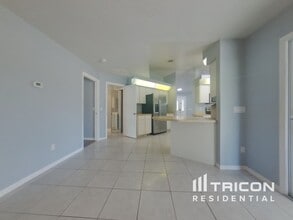 99 Sandhurst Dr in Venice, FL - Building Photo - Building Photo