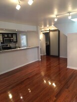 6718 Eastridge Dr, Unit Unit 6 in Dallas, TX - Building Photo