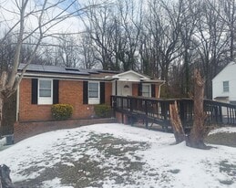 822 Holt Ave in Greensboro, NC - Building Photo