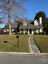 225 Redan Dr in Savannah, GA - Building Photo