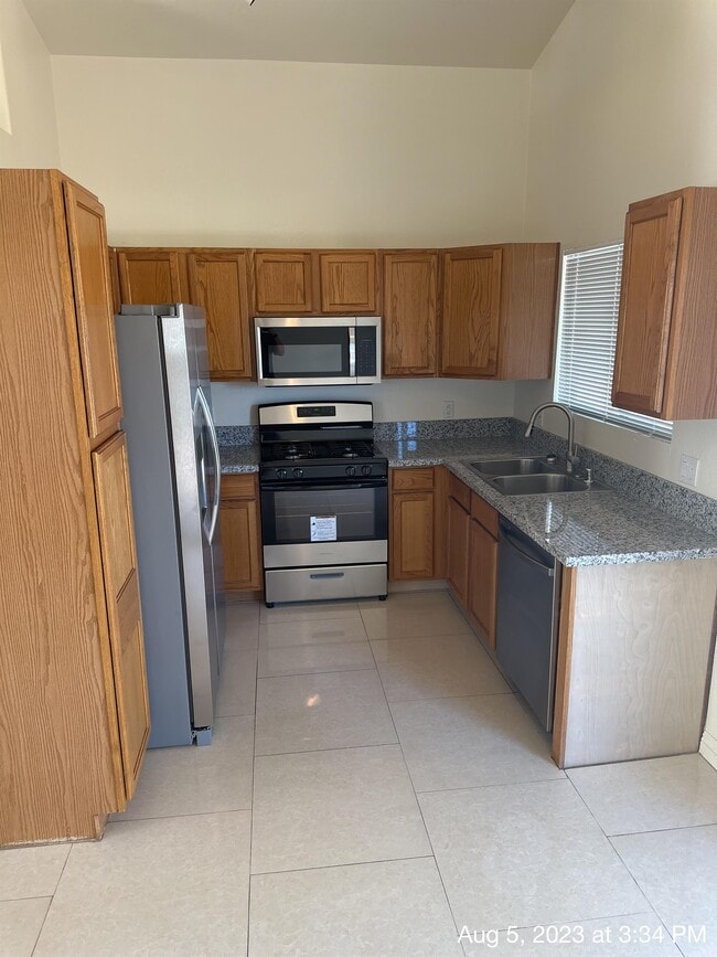 3832 Lilac Haze St in Las Vegas, NV - Building Photo - Building Photo