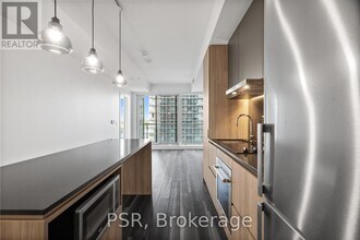 11 Ordnance St in Toronto, ON - Building Photo - Building Photo