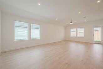 1210 Via Del Corso Ln in Richmond, TX - Building Photo - Building Photo