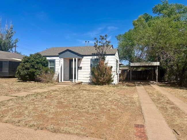 2816 40th St in Lubbock, TX - Foto de edificio - Building Photo