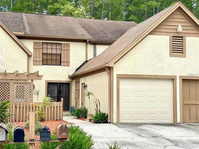 property at 4006 Huxford Ct