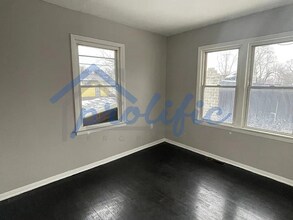 712 W 19th Ave in Gary, IN - Building Photo - Building Photo