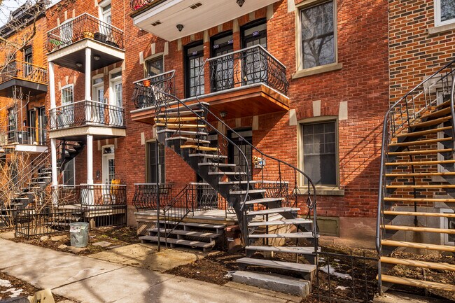 5311-5321 Des Érables Av in Montréal, QC - Building Photo - Building Photo