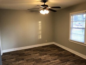 406 Wind Ave NW in Huntsville, AL - Building Photo - Building Photo
