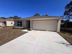 991 La Belle Ave SW in Palm Bay, FL - Building Photo