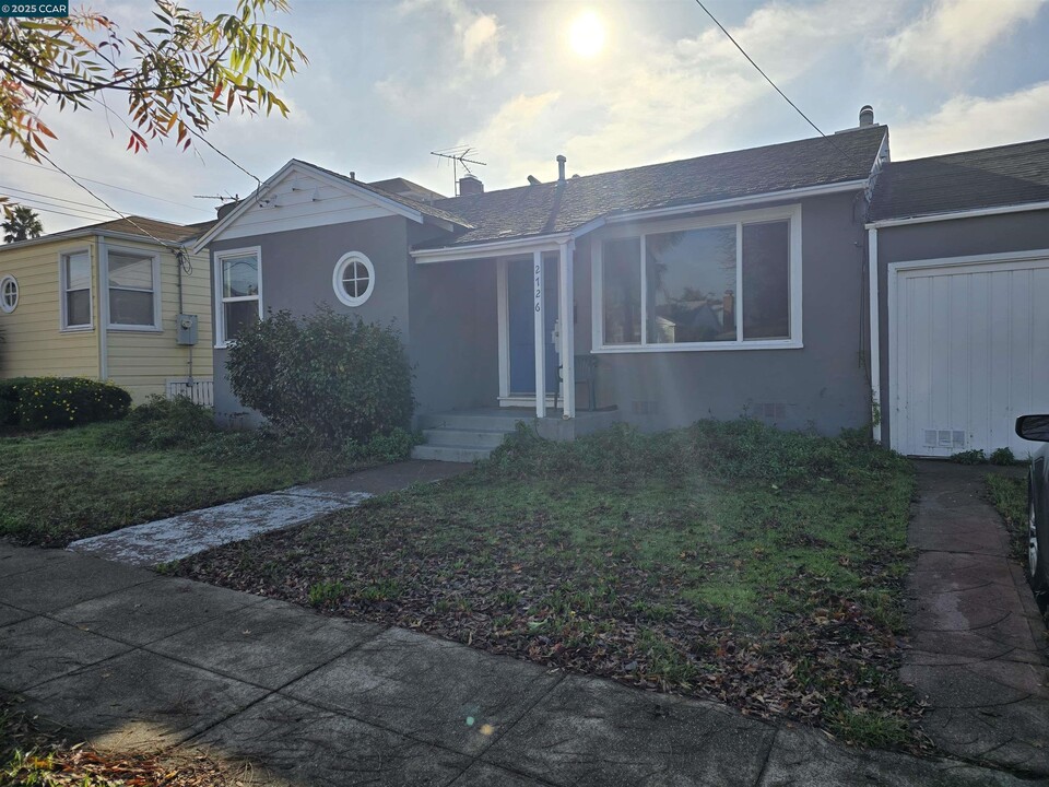 2726 Lowell Ave in Richmond, CA - Building Photo