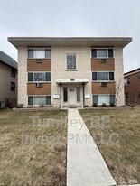 2124 14th Ave in Broadview, IL - Building Photo
