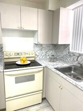 199 SW 12th Ave in Miami, FL - Foto de edificio - Building Photo