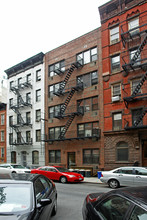 227 W 20th St in New York, NY - Building Photo - Building Photo