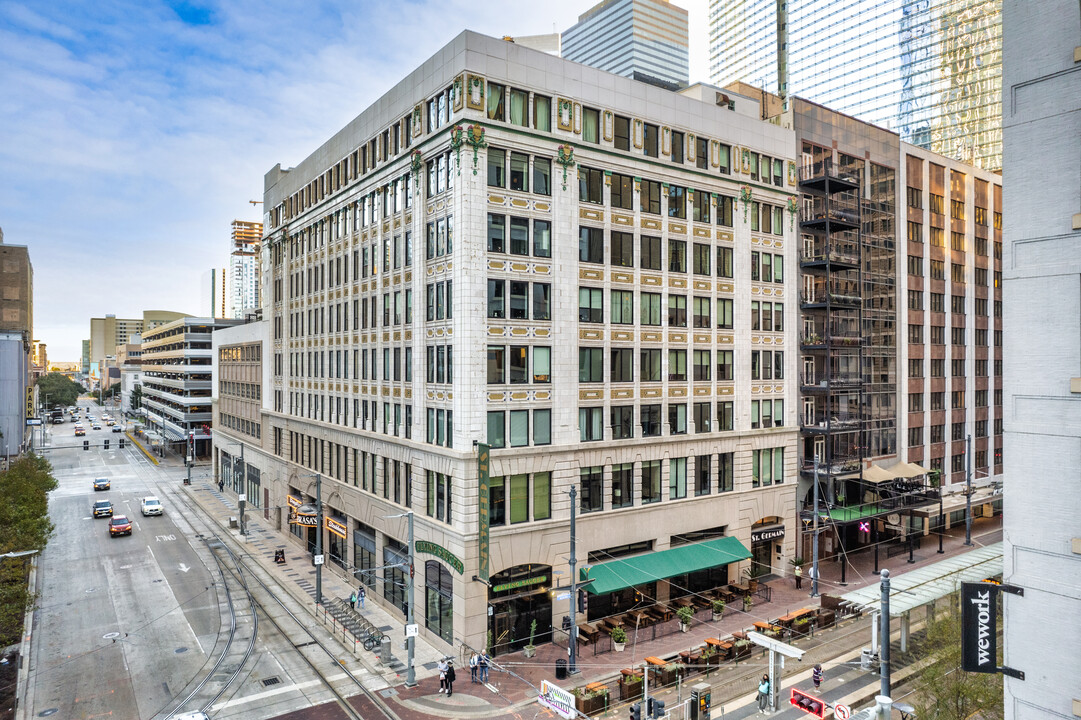 St Germain Lofts in Houston, TX - Building Photo