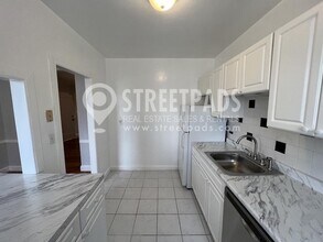 1163 Beacon St in Brookline, MA - Building Photo - Building Photo