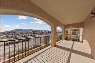 11833 Alava Ave in Las Vegas, NV - Building Photo - Building Photo